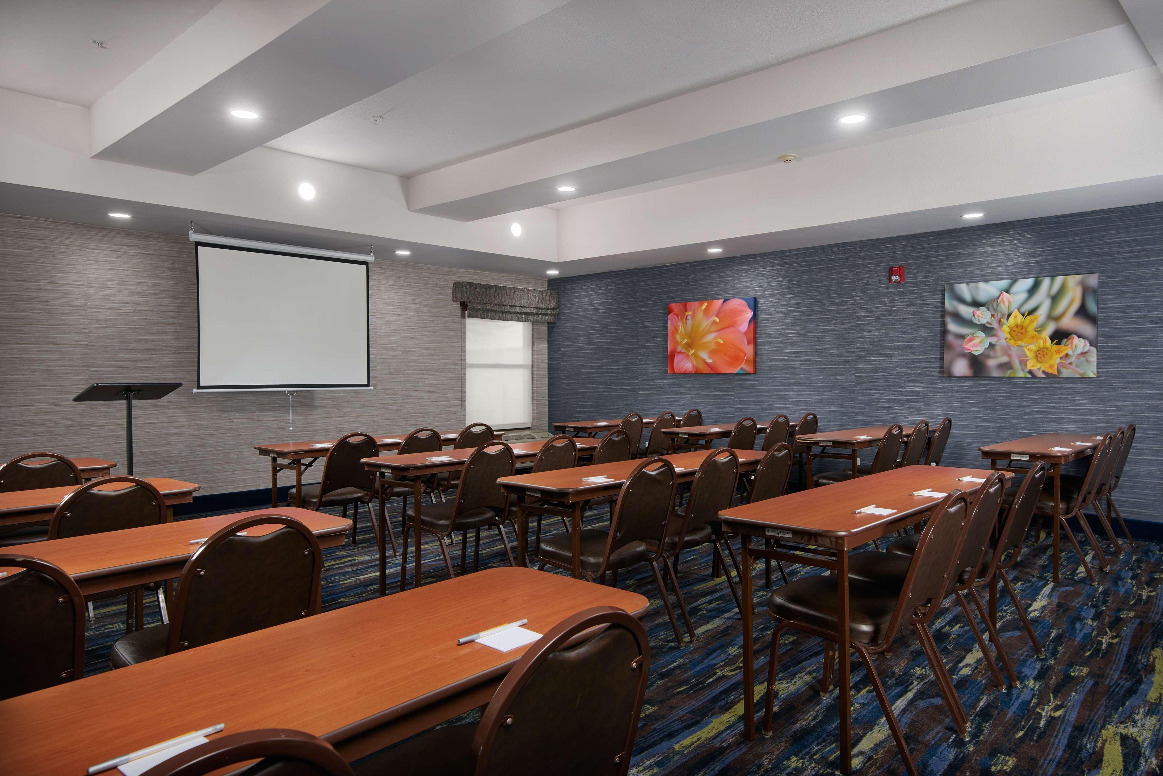 Hampton Inn Eagle Pass Extérieur photo