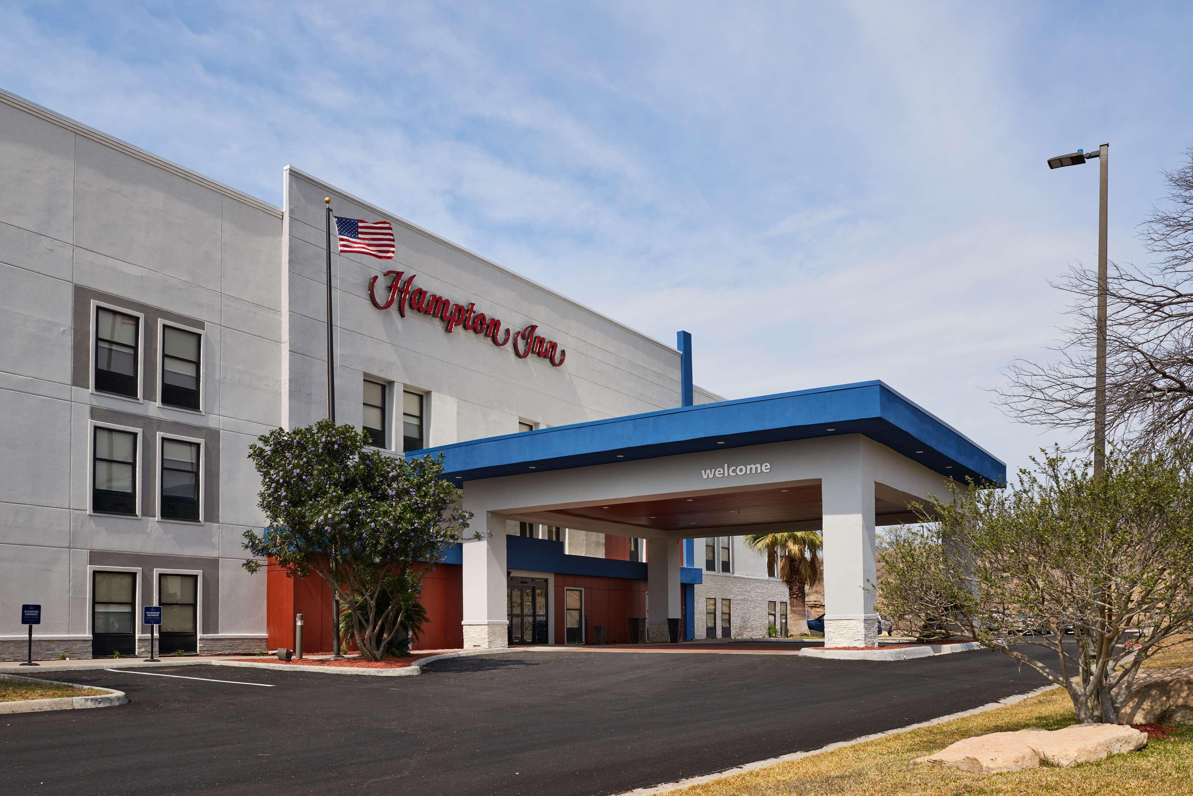 Hampton Inn Eagle Pass Extérieur photo